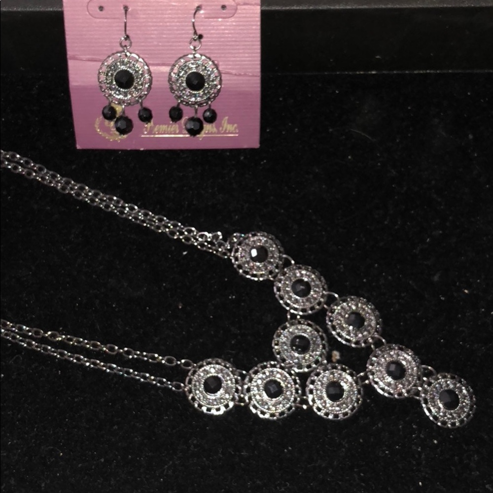 Premier designs Elan set